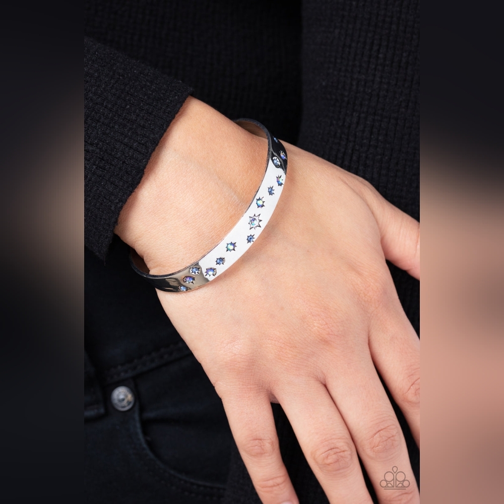 Starburst Shimmer Bracelet